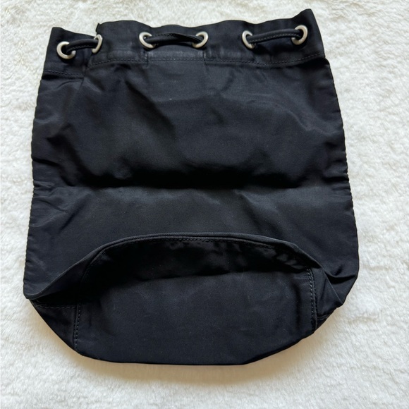 100% authentic Prada nylon bucket bag. - Picture 2 of 8